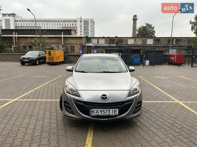 Mazda 3 2010