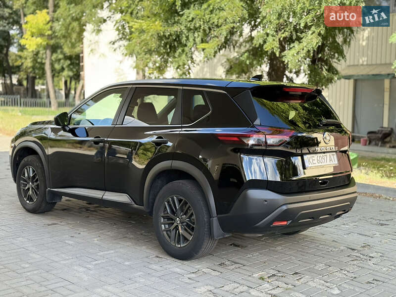 Nissan Rogue 2021