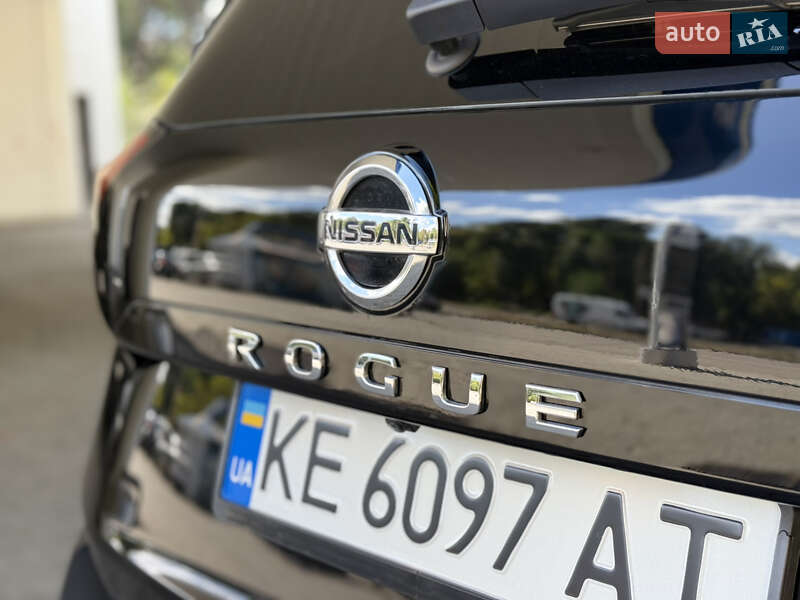 Nissan Rogue 2021