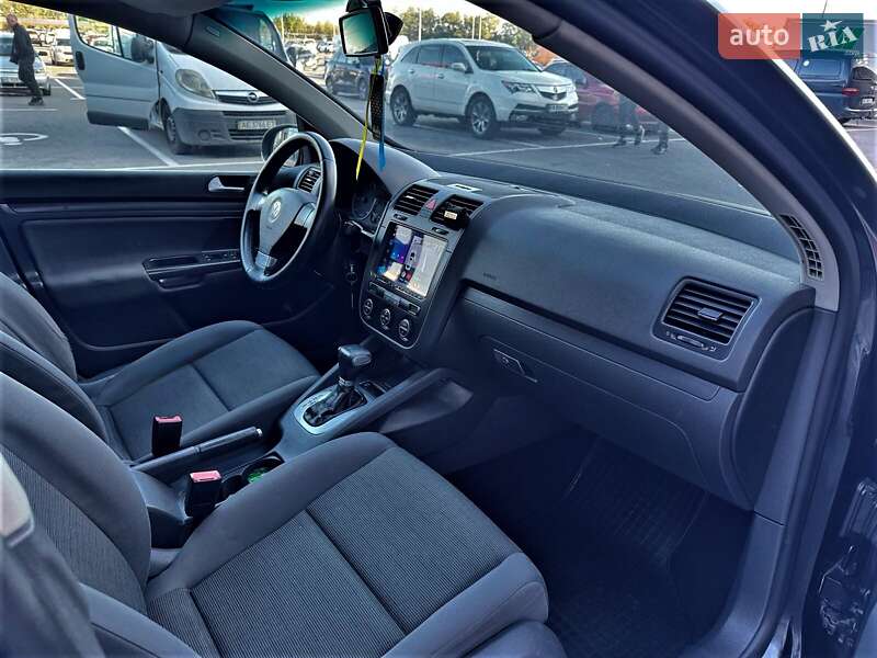 Volkswagen Golf 2008