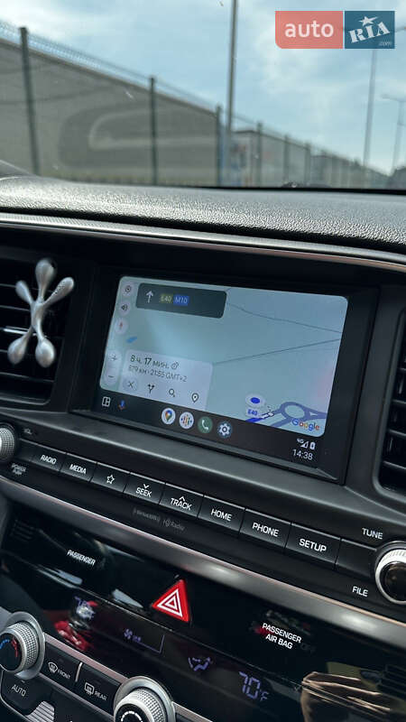 Hyundai Elantra 2020