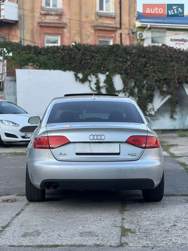 Audi A4 2011