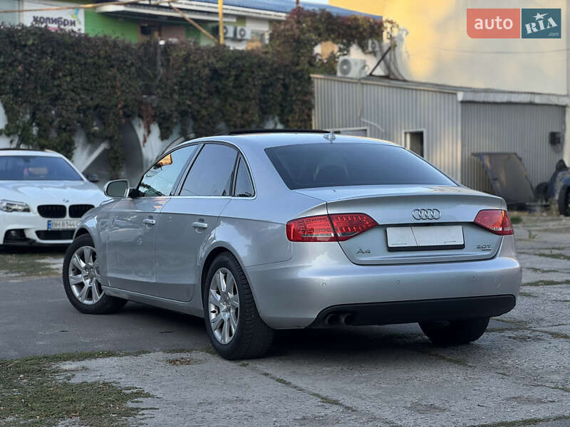 Audi A4 2011