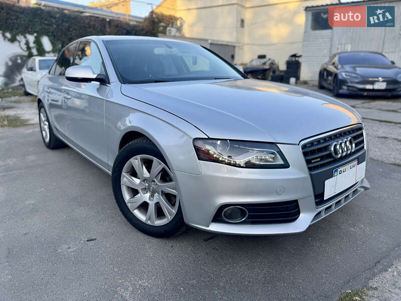 Audi A4 2011