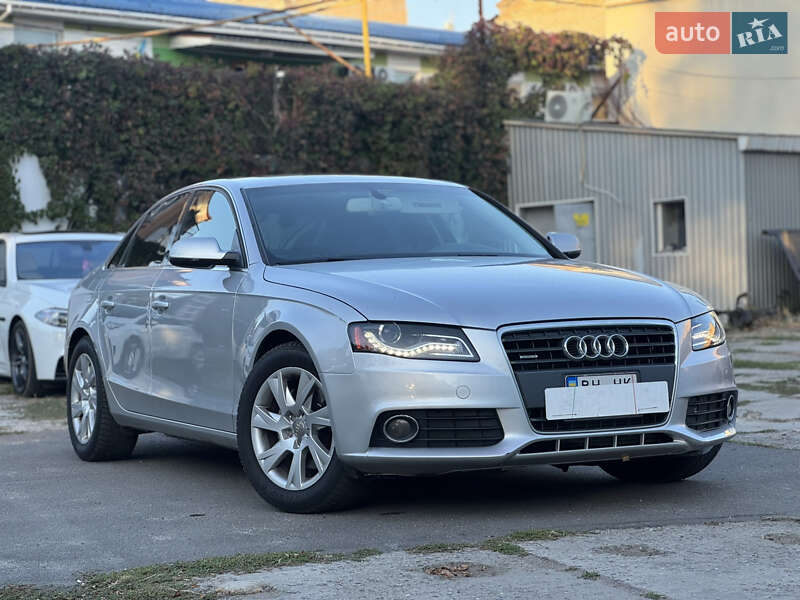 Audi A4 2011