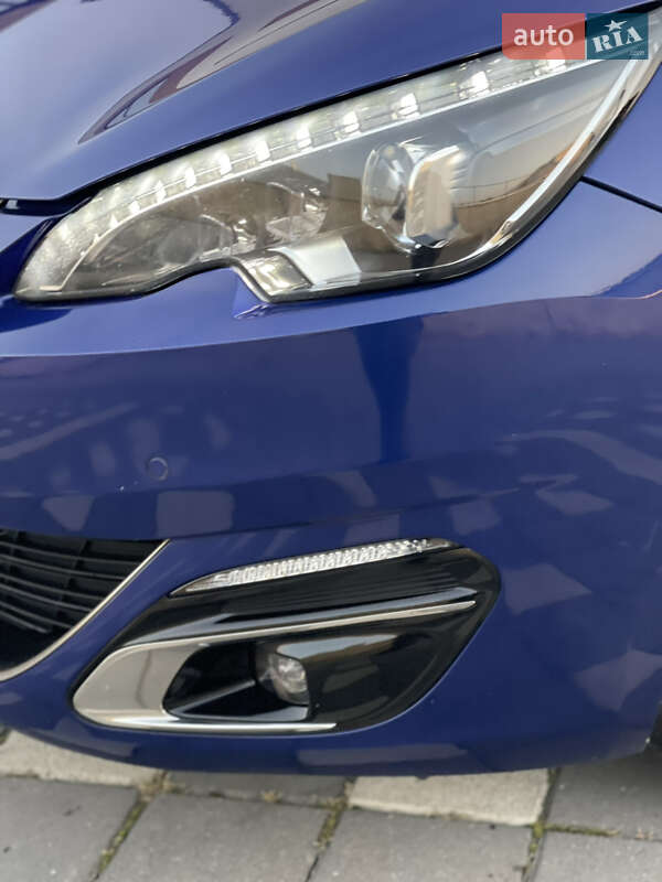 Peugeot 308 2015