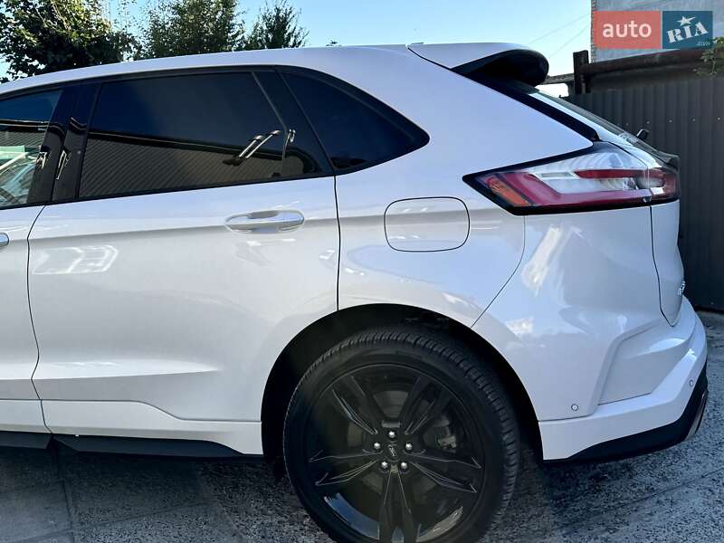Ford Edge 2019