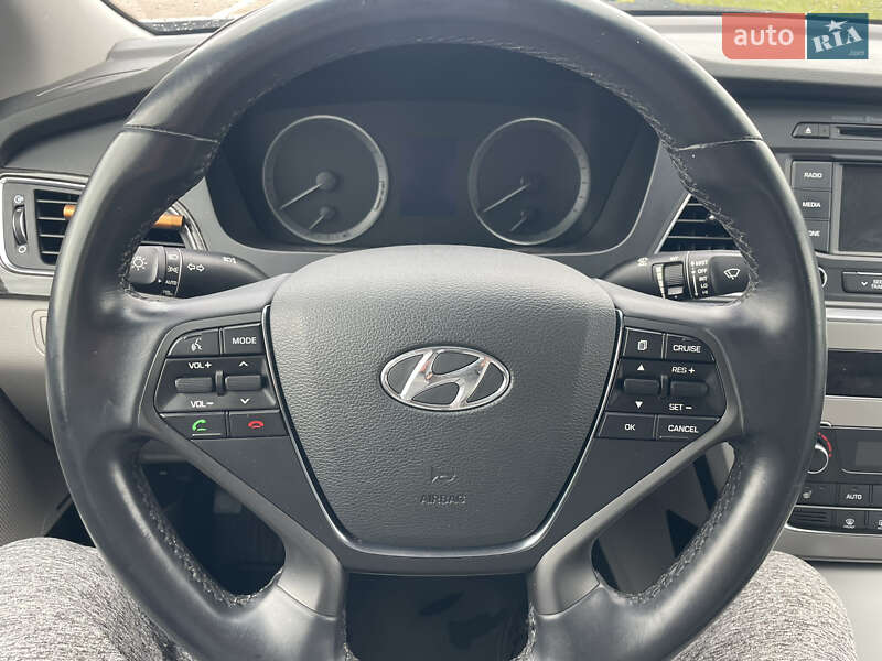 Hyundai-19