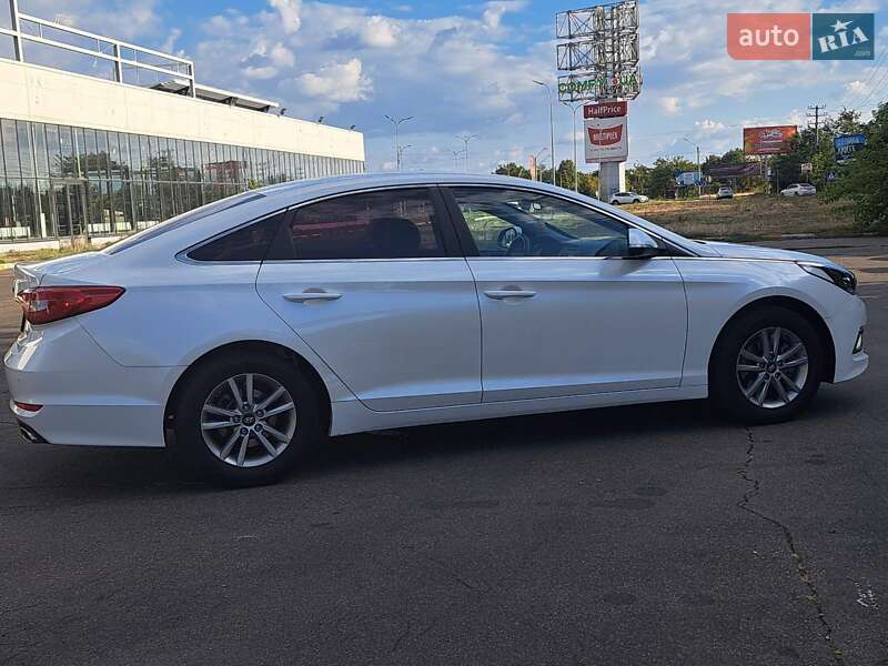 Hyundai Sonata 2016