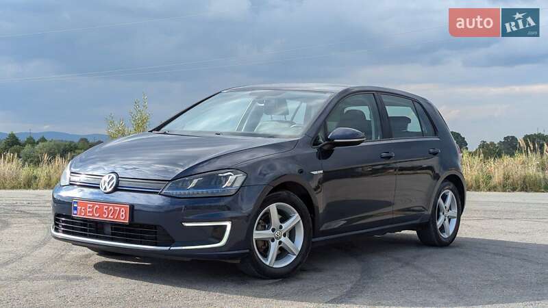 Volkswagen e-Golf 2015