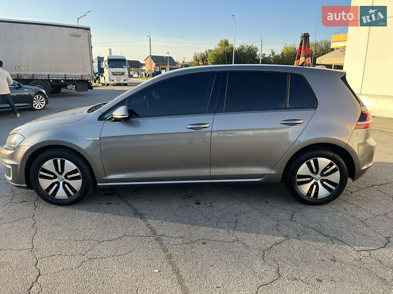 Volkswagen e-Golf 2016