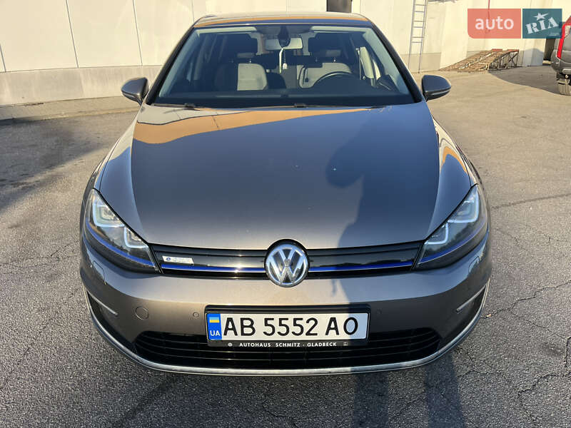 Volkswagen e-Golf 2016