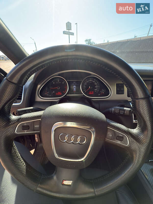 Audi Q7 2010