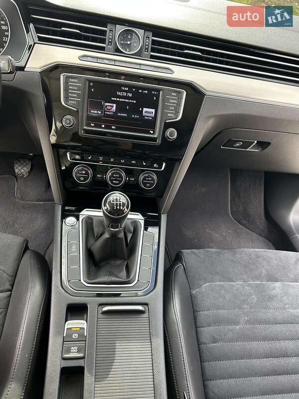 Volkswagen Passat 2015