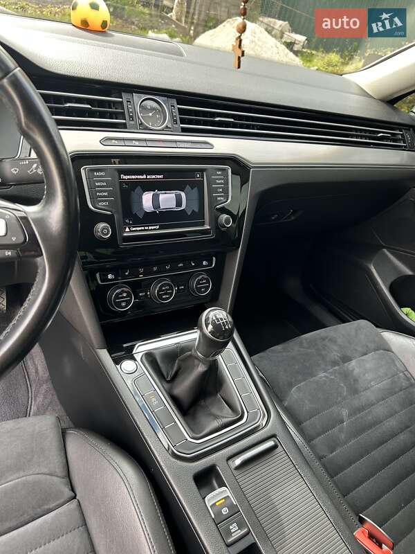 Volkswagen Passat 2015