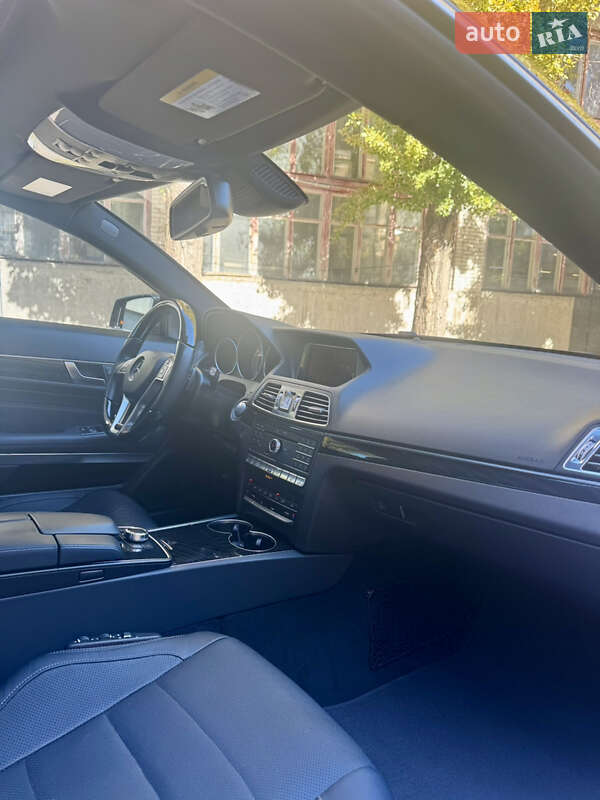 Mercedes-Benz E-Class 2015