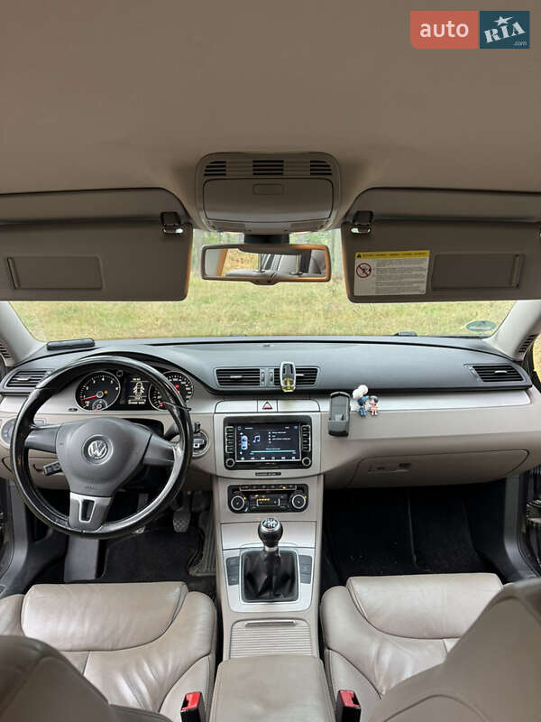 Volkswagen Passat 2009