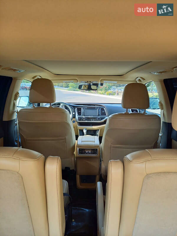 Toyota Highlander 2014