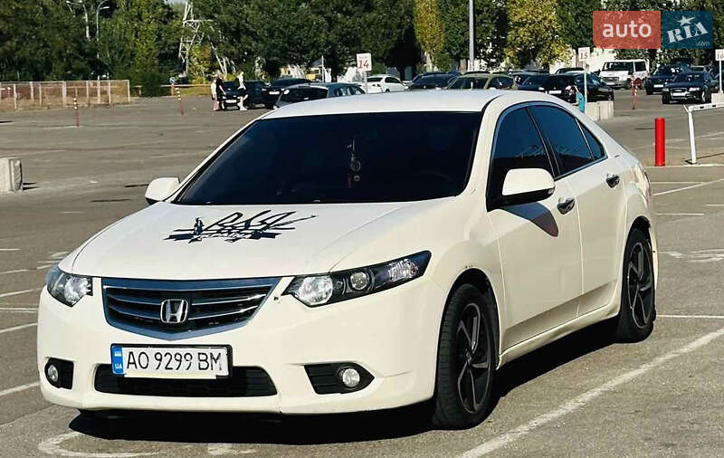 Honda Accord 2011