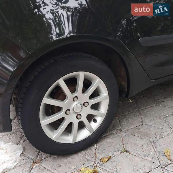 Mitsubishi Colt 2007