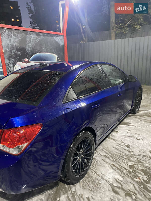 Chevrolet Cruze 2013