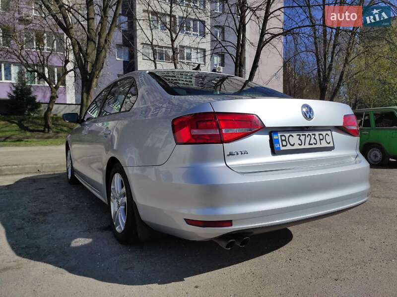 Volkswagen Jetta 2014