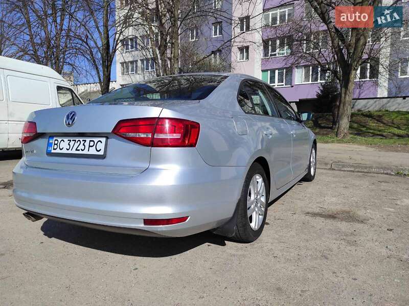 Volkswagen Jetta 2014