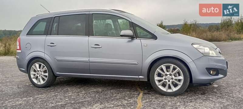 Opel Zafira 2009