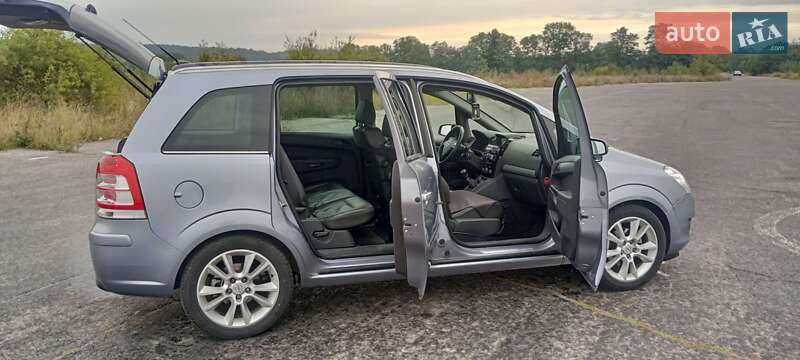 Opel Zafira 2009