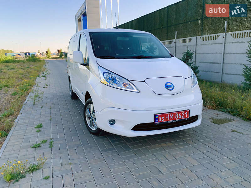 Nissan e-NV200 2019