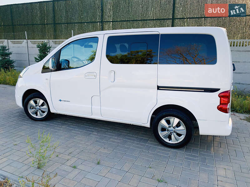 Nissan e-NV200 2019