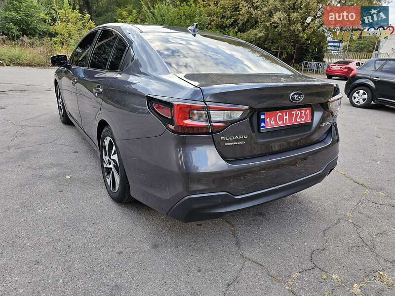 Subaru Legacy 2021