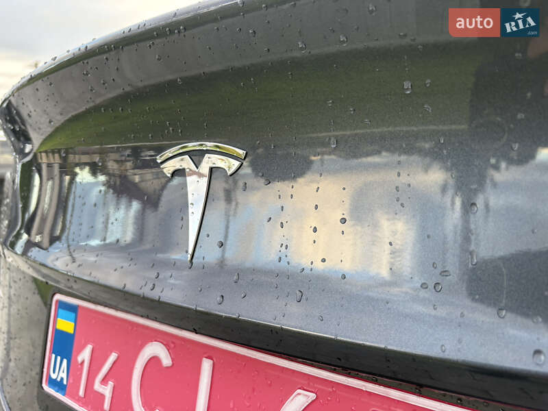 Tesla Model 3 2018