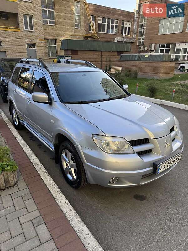 Mitsubishi Outlander 2009