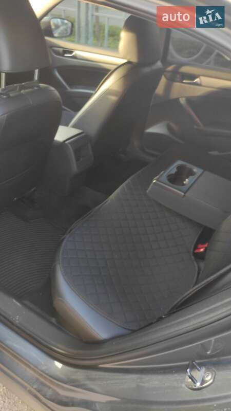 Volkswagen Passat 2013