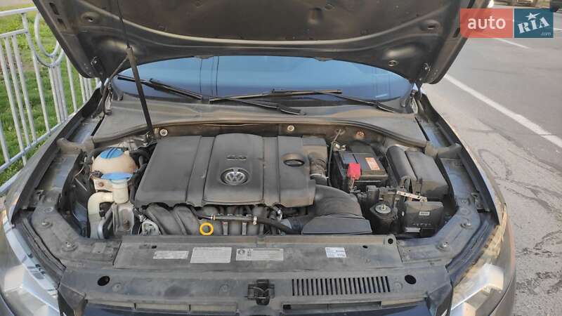 Volkswagen Passat 2013