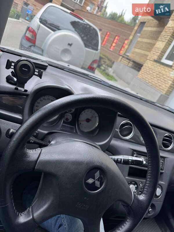 Mitsubishi Outlander 2009