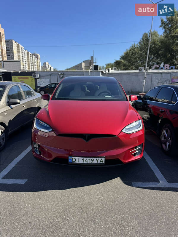 Tesla Model X 2018