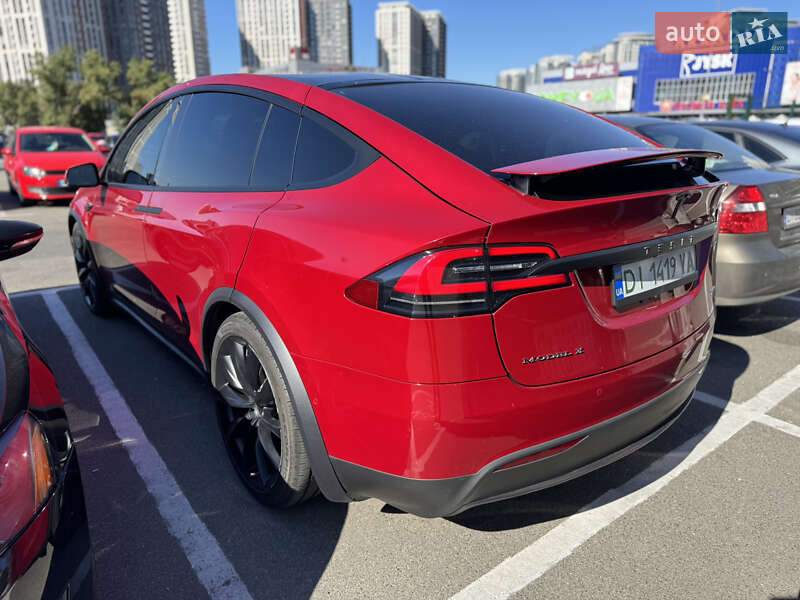 Tesla Model X 2018