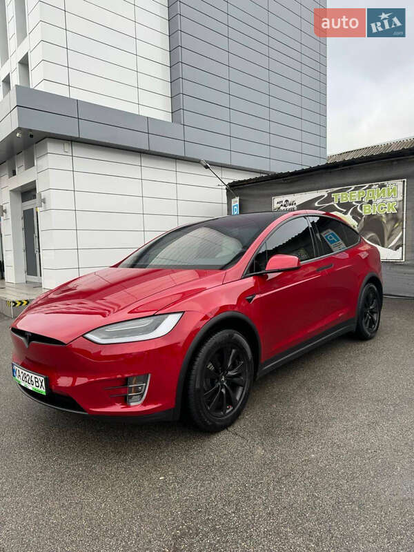 Tesla Model X 2018