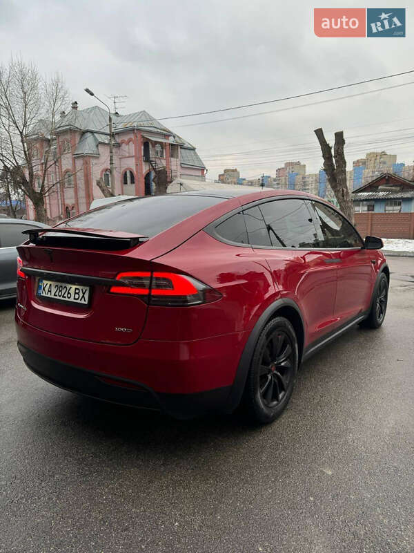 Tesla Model X 2018