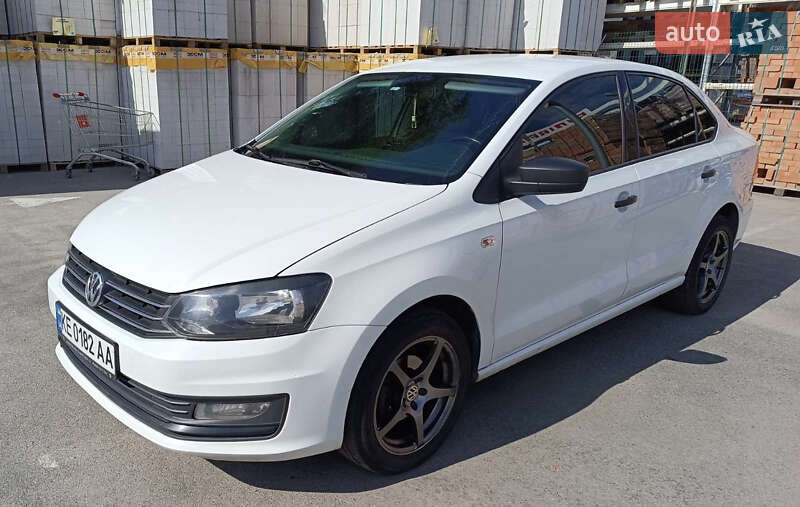 Volkswagen Polo 2016