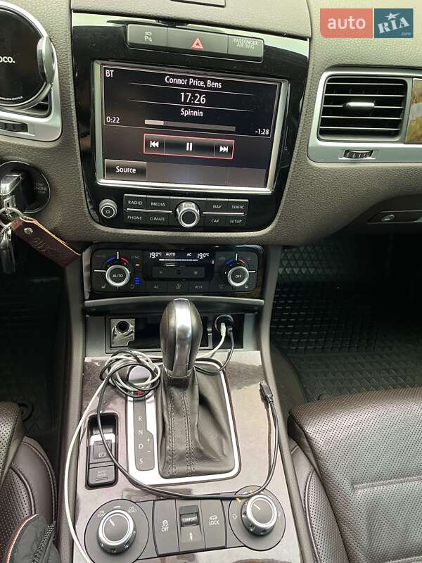 Volkswagen Touareg 2012