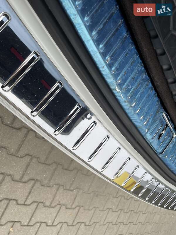 Volkswagen Touareg 2012