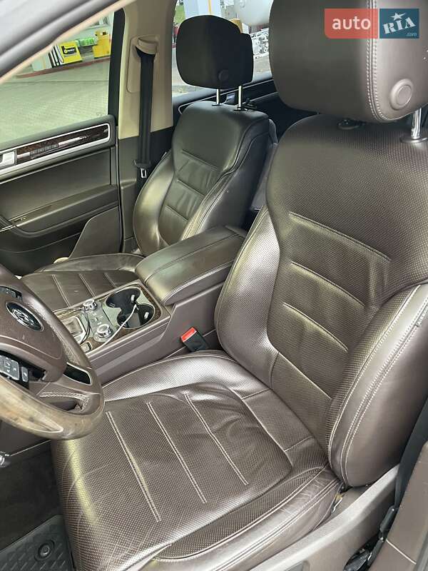 Volkswagen Touareg 2012