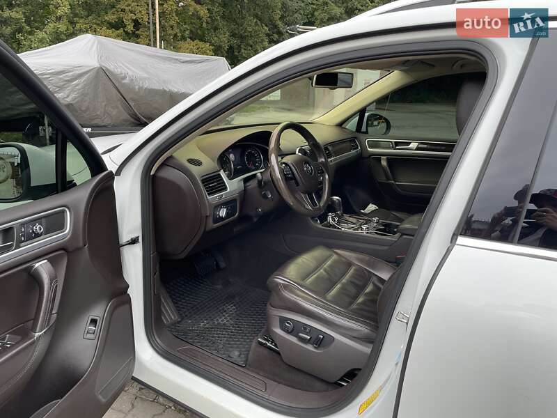 Volkswagen Touareg 2012