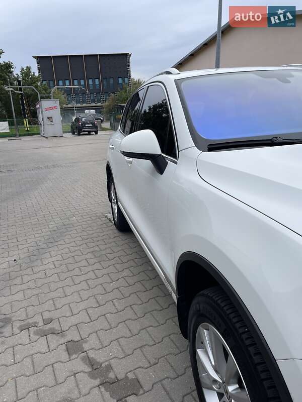 Volkswagen Touareg 2012