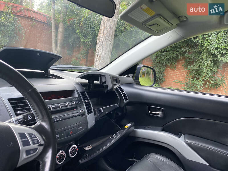 Citroen C-Crosser 2008