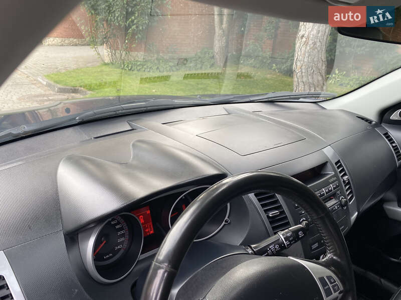 Citroen C-Crosser 2008