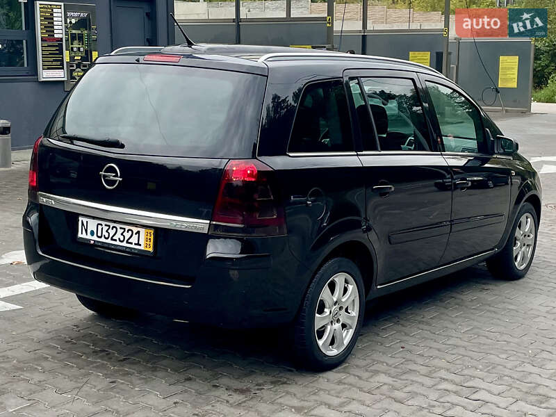 Opel Zafira 2009